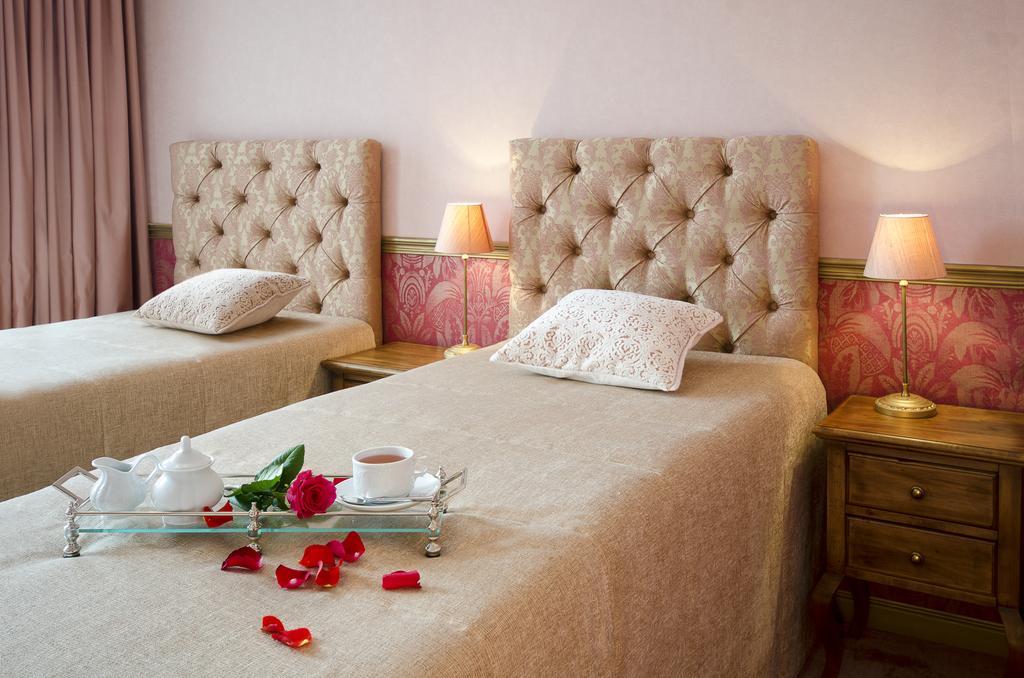 Ursula Royal Apartments دروسكينينكاي الغرفة الصورة
